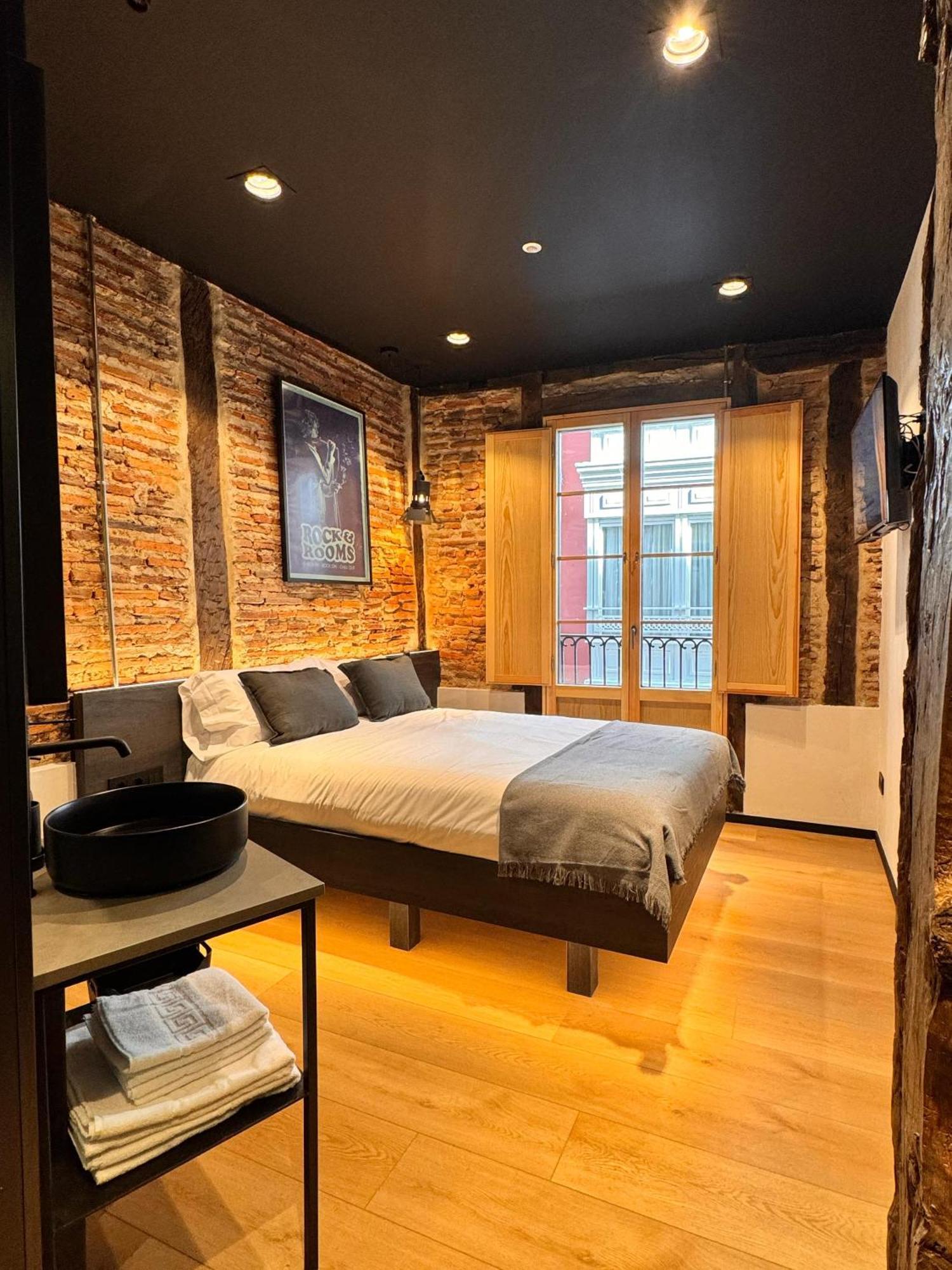 Rock&rooms Guest house Bilbao