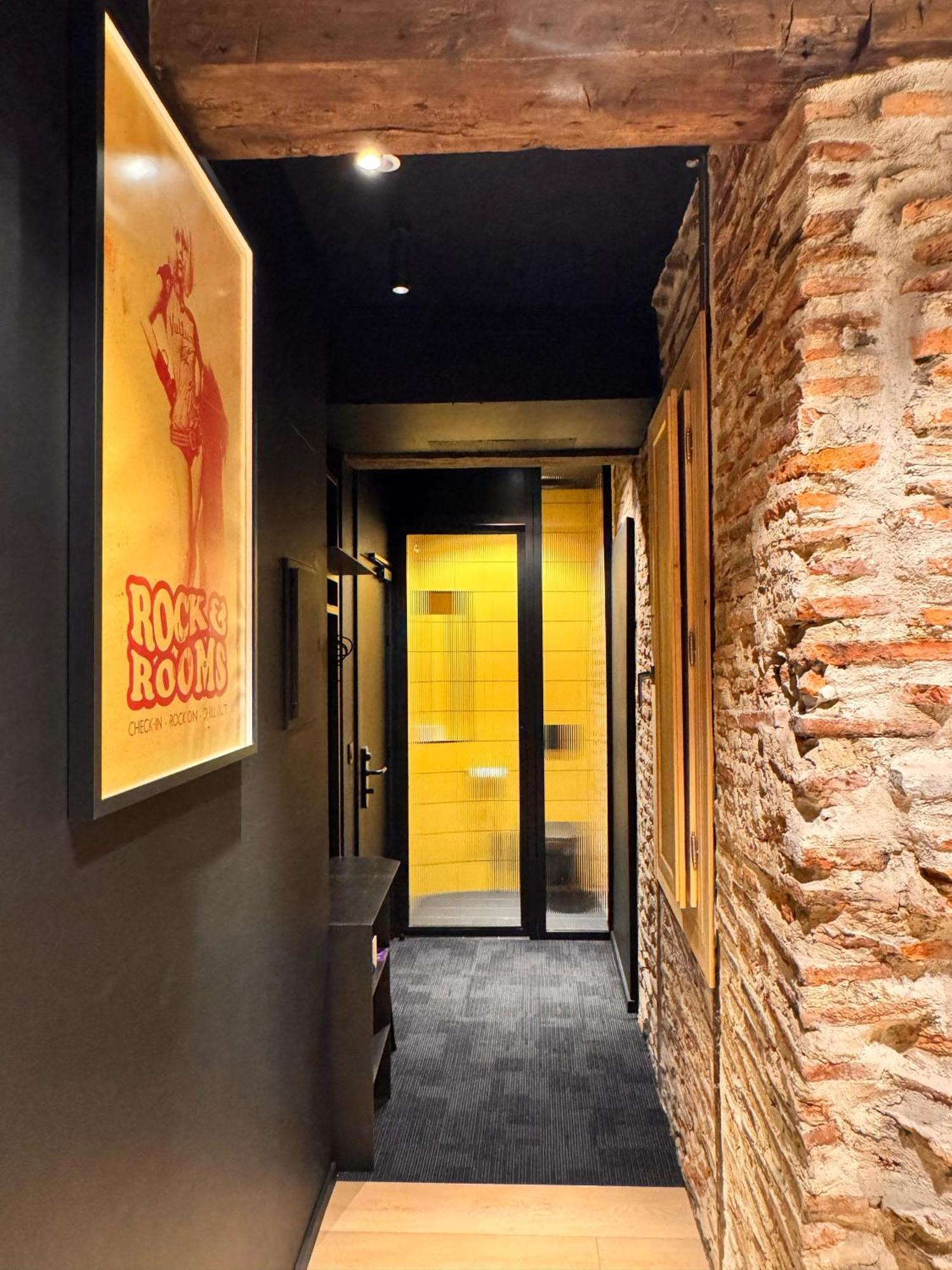 Guest house Rock&rooms